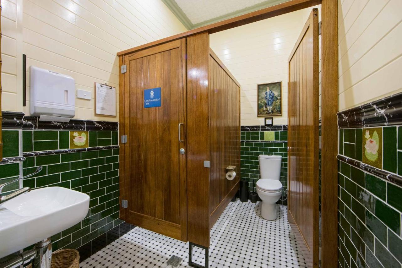 The Old Bank Gladstone Licensed Restaurant & Boutique Accommodation Hat Head Dış mekan fotoğraf